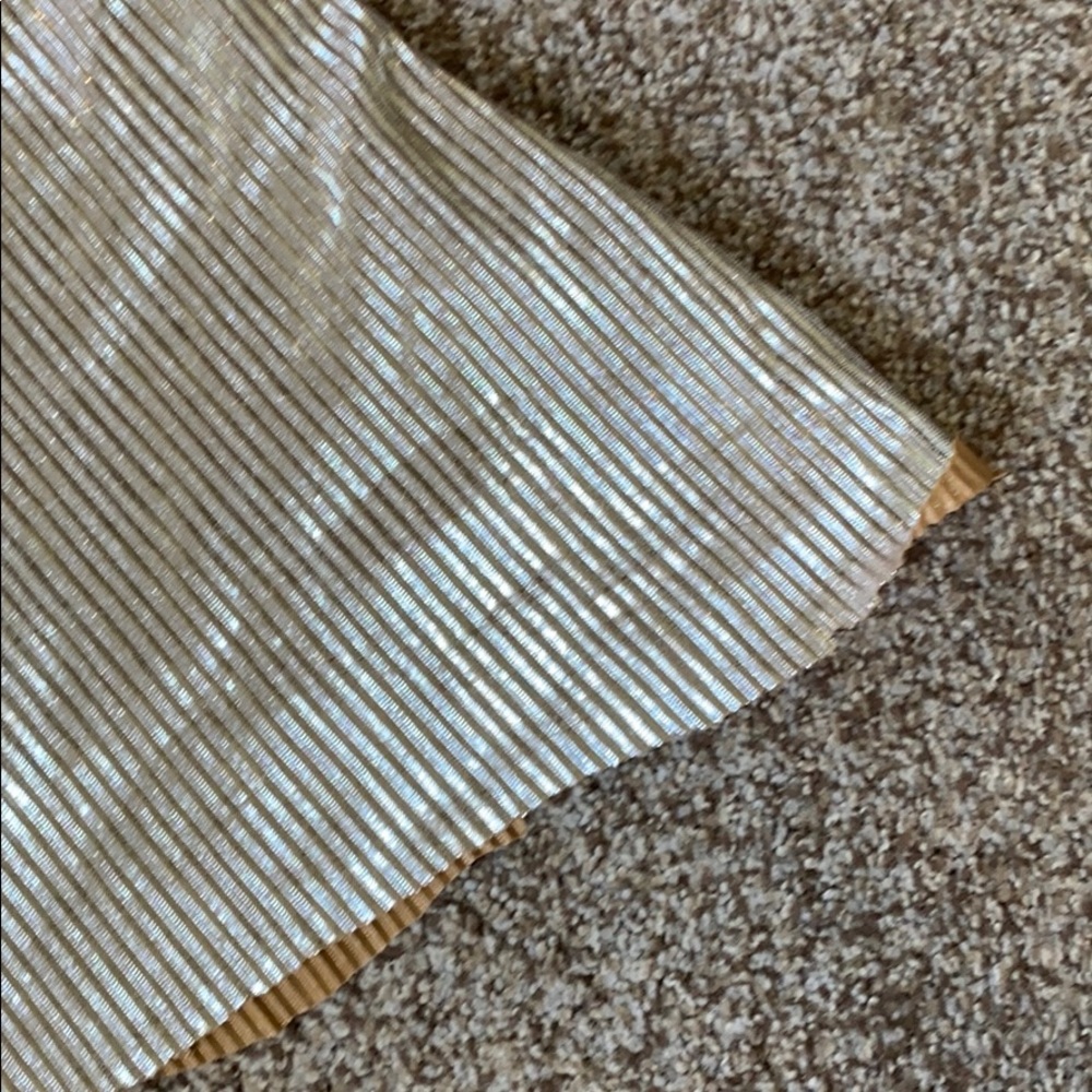 Metallic top - Picture 3 of 3